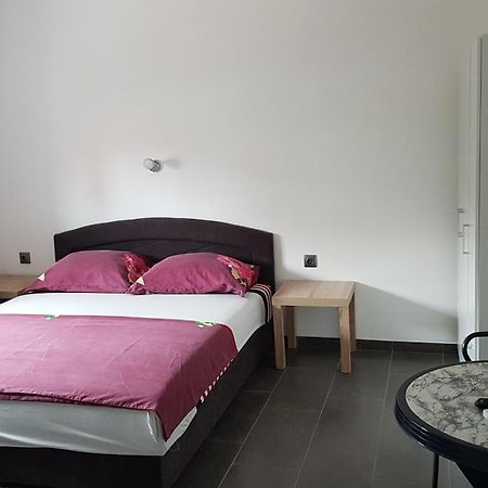 Apartments Star With Pool Biograd Na Moru Exterior photo