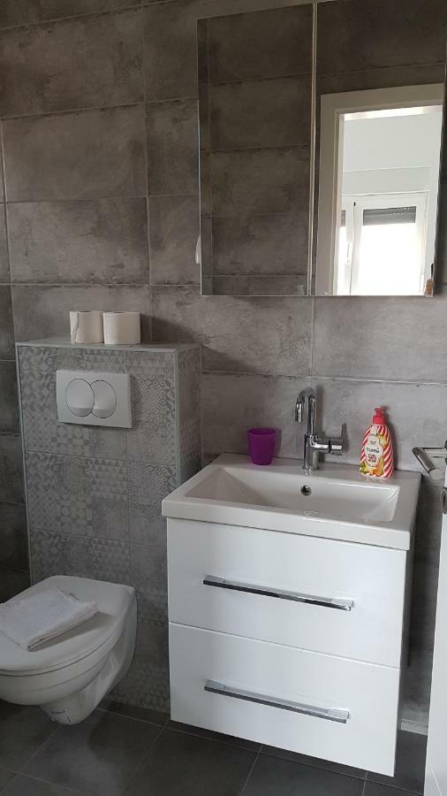 Apartments Star With Pool Biograd Na Moru Exterior photo